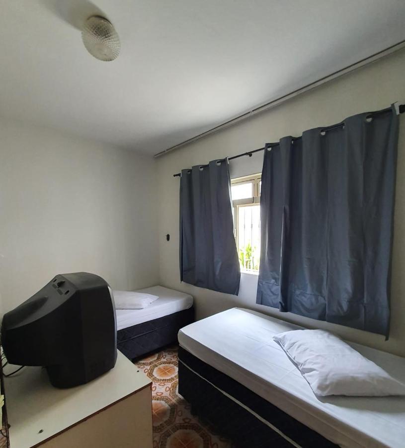 Hostel Umuarama Uberlândia Extérieur photo